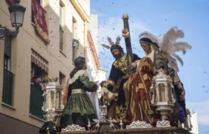 Salutación presenta este sábado en San Julián el paño de la Verónica de Nuria Barrera