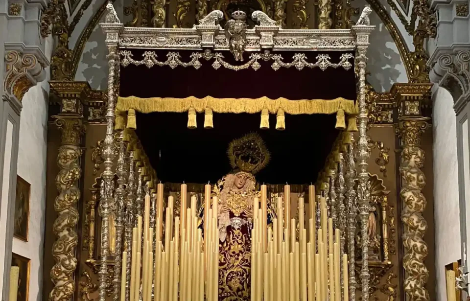Málaga se rinde a la Virgen de los Dolores