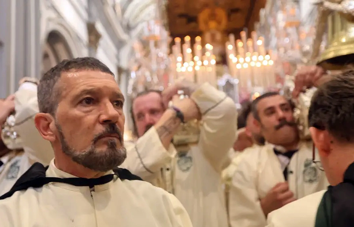 El actor Antonio Banderas el Domingo de Ramos en Málaga junto a su hermandad