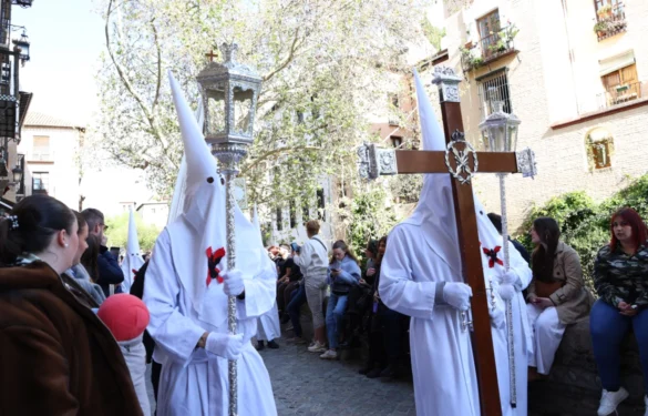 Lunes Santo en Granada 2025 | Foto: Celia Pérez