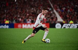 El Real Madrid ficha a Mastantuono, pero no se incorporará hasta que cumpla 18 años