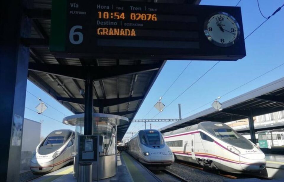 tren ave granada