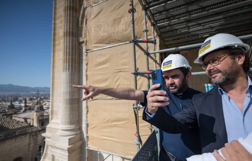 visita obras torre catedral granada