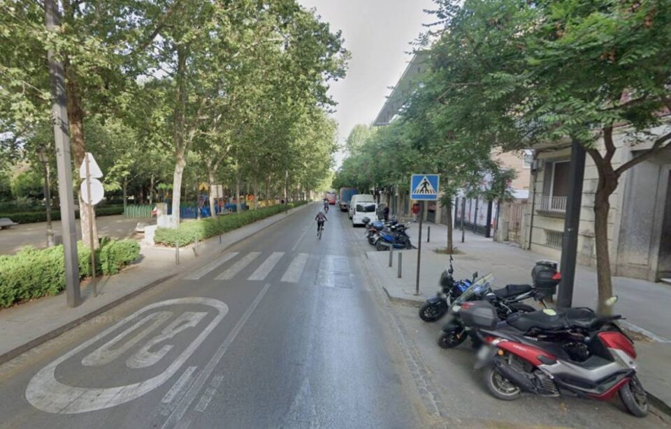 paseo de la bomba granada