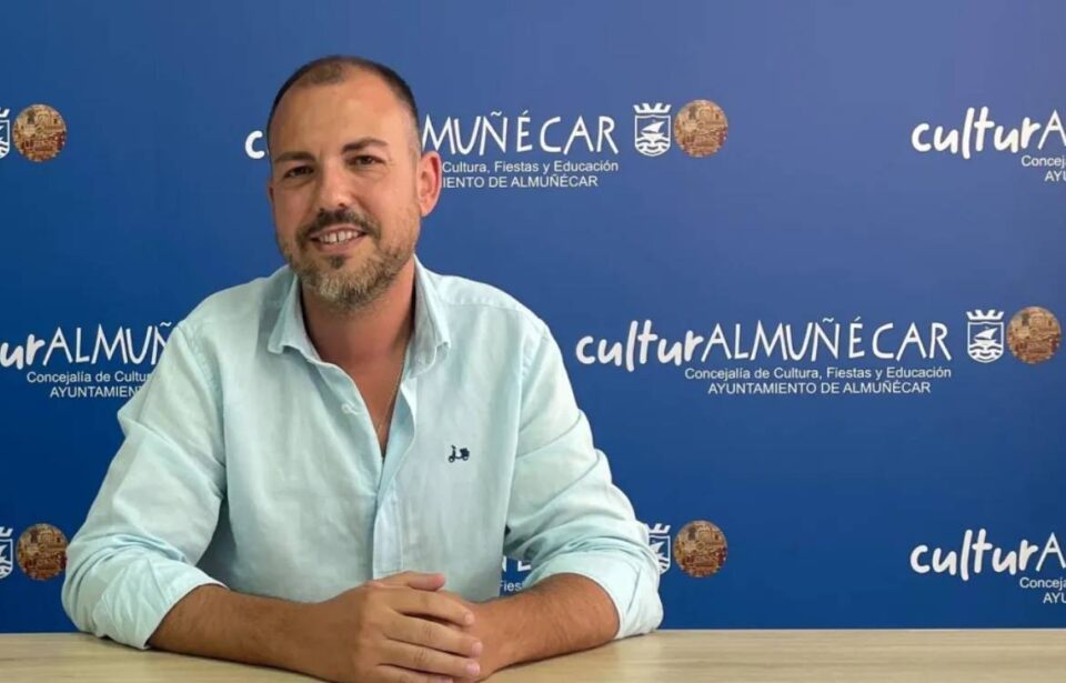 alberto garcia gilabert concejal educacion almuñecar