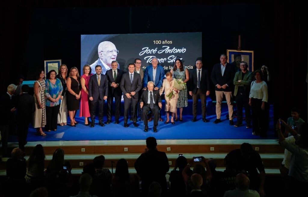 homenaje alcalde chercos