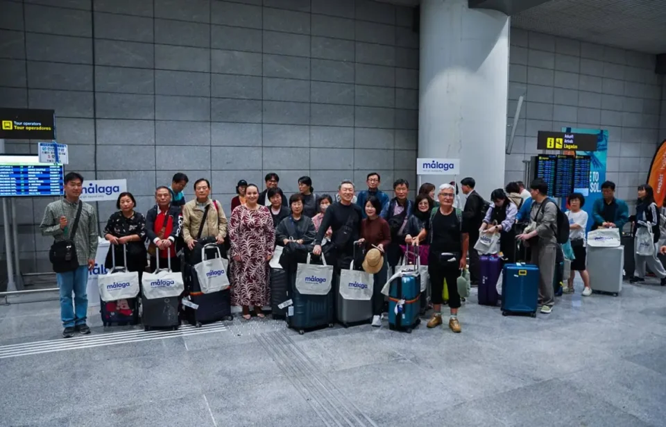 Málaga recibe a los primeros viajeros del vuelo directo con Seúl