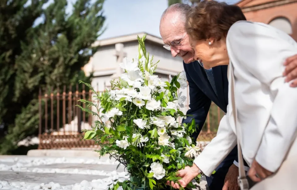 Málaga rinde homenaje al arquitecto Fernando Guerrero Strachan en el Día de Todos los Santos
