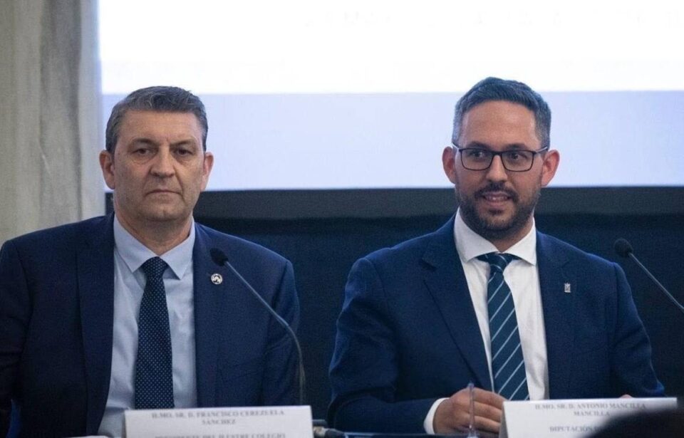 colegio veterinarios granada y diputacion