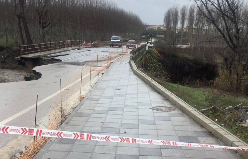 caida puente benalua de las villas