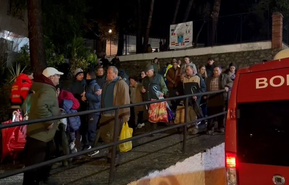 desalojados vecinos de dudar