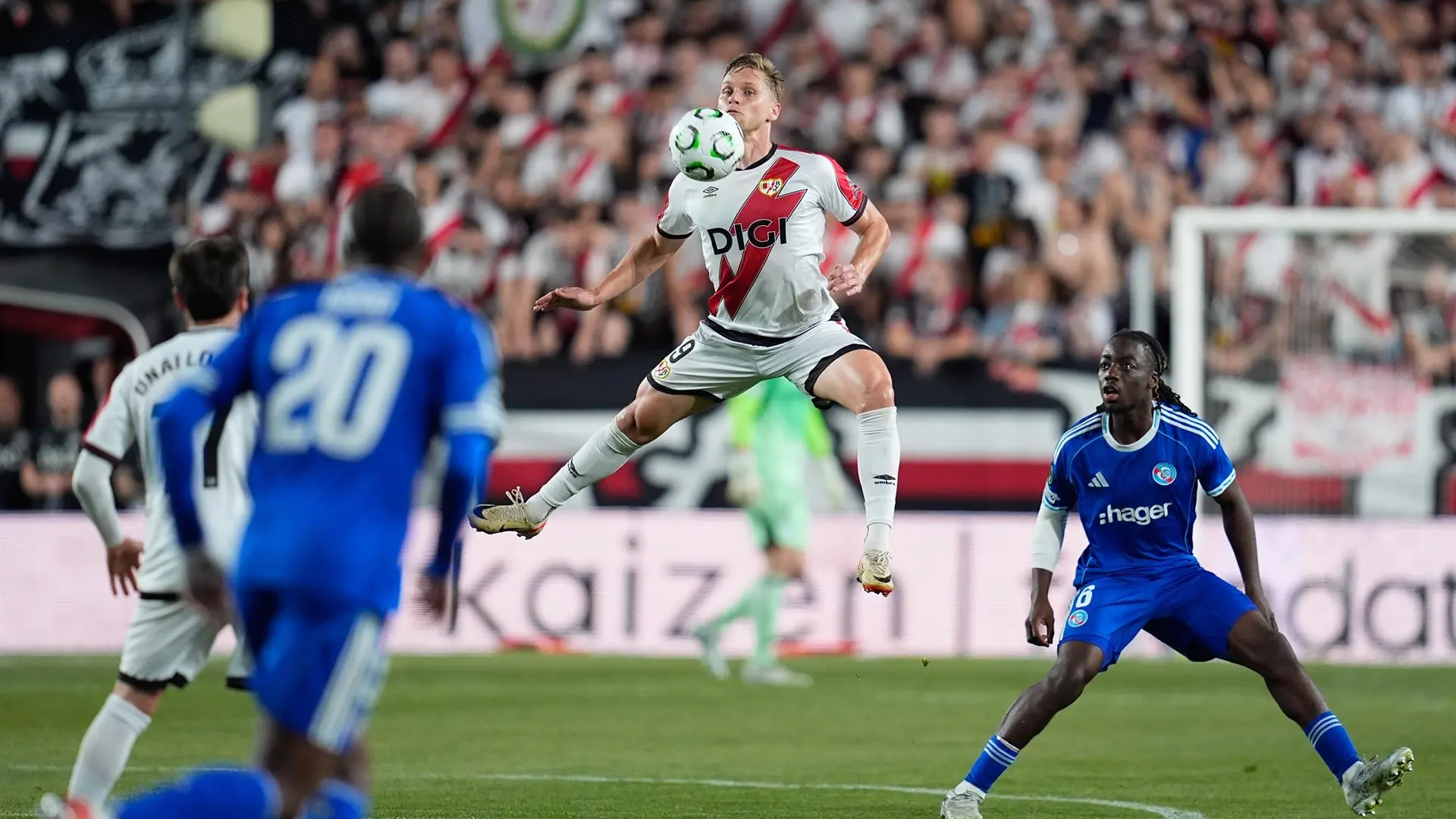 victoria-rayo-conference-league