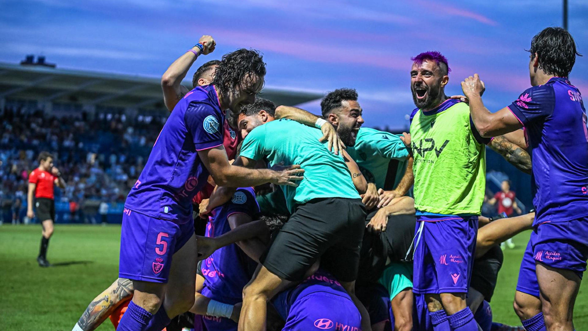 El Real Jaén sube a 1º RFEF: ascienden a la categoría de bronce tras ganar los dos partidos al Atlético Baleares