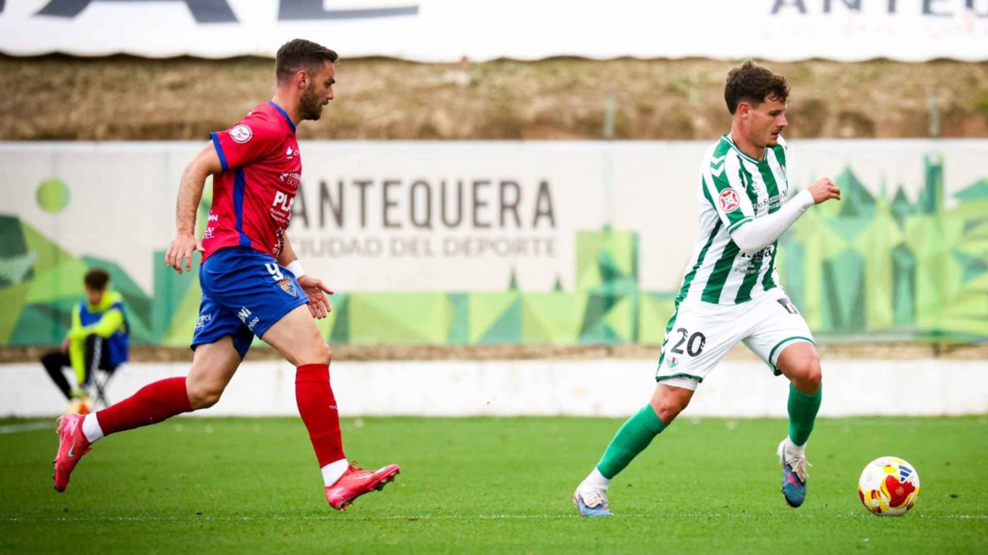 Sabadell, último desplazamiento liguero para el Antequera CF