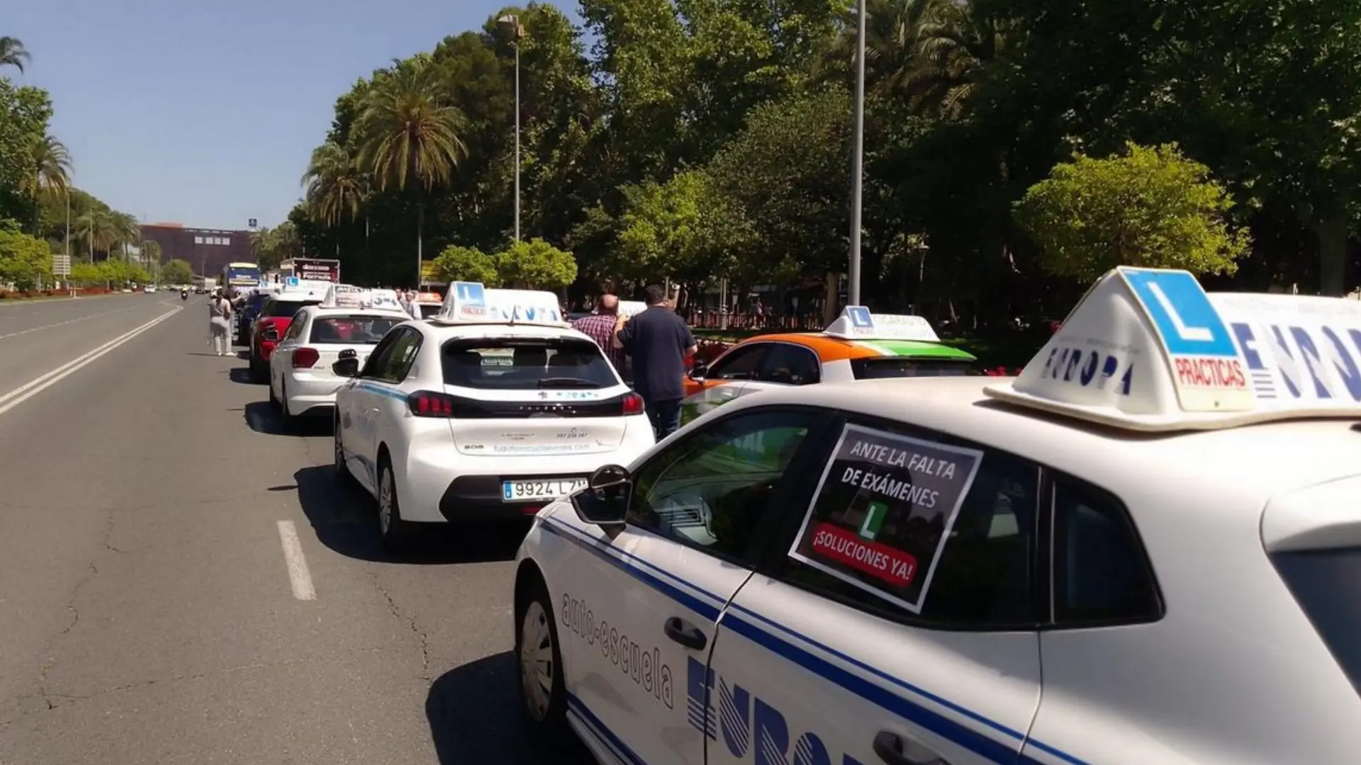 La-DGT-hara-examenes-los-sabados-y-por-las-tardes-debido-a-la-falta-de-examinadores