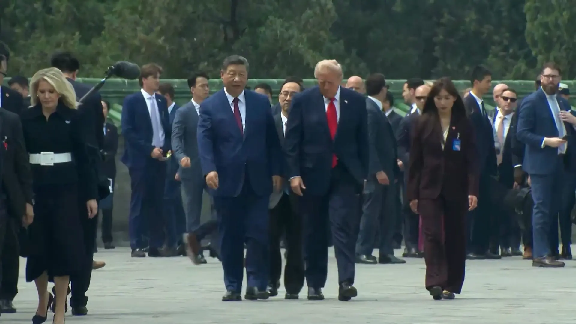 Trump-pone-fin-a-su-visita-oficial-en-Pekin