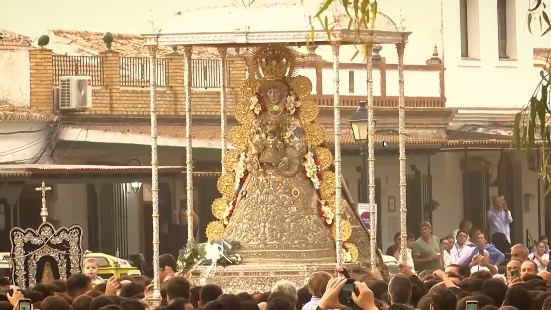 101TV dedica la tarde de este sábado a la devoción rociera con cuatro documentales