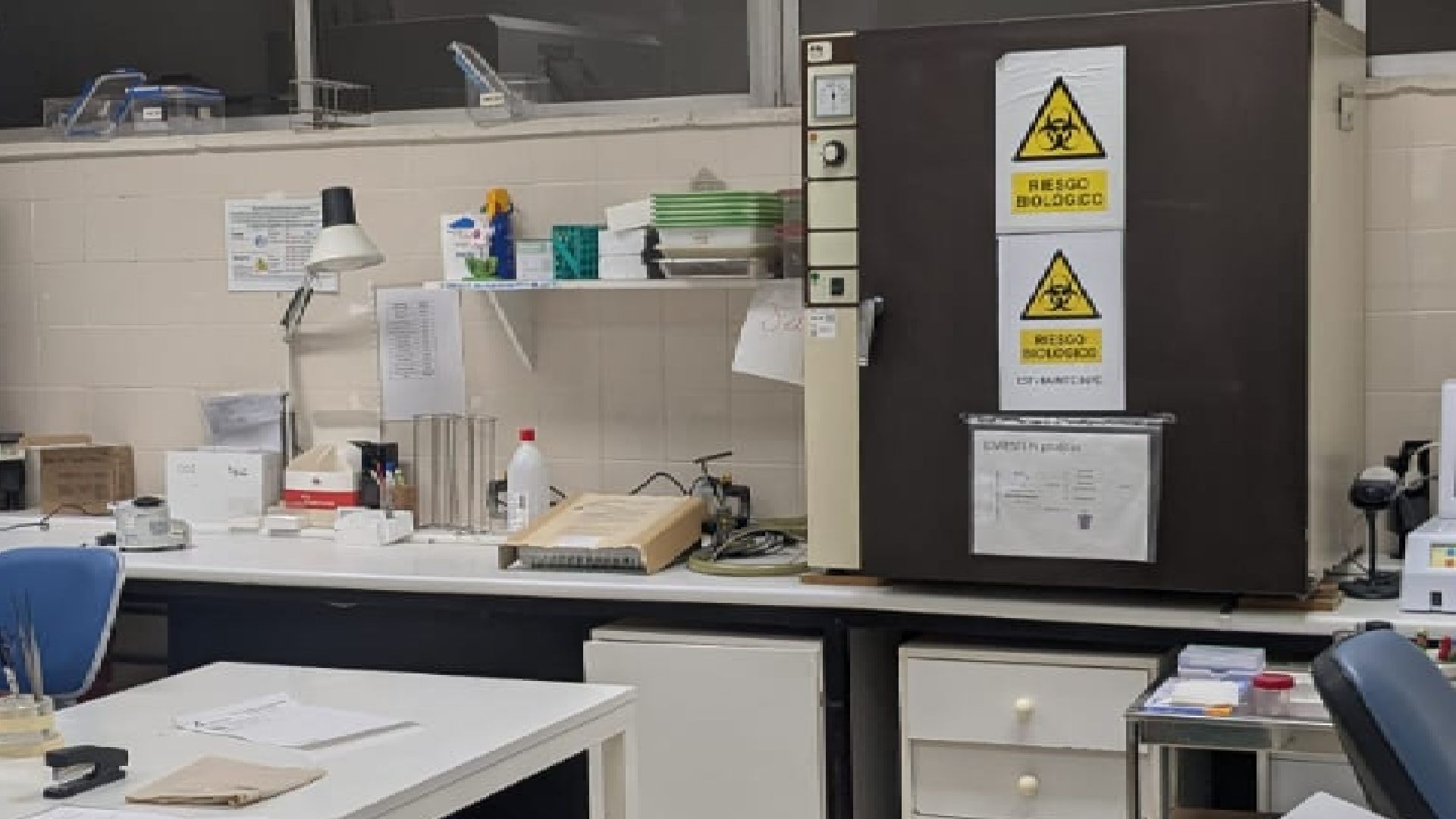 CSIF pide a la Inspección de Trabajo que paralice la manipulación de muestras en el laboratorio del Clínico de Málaga