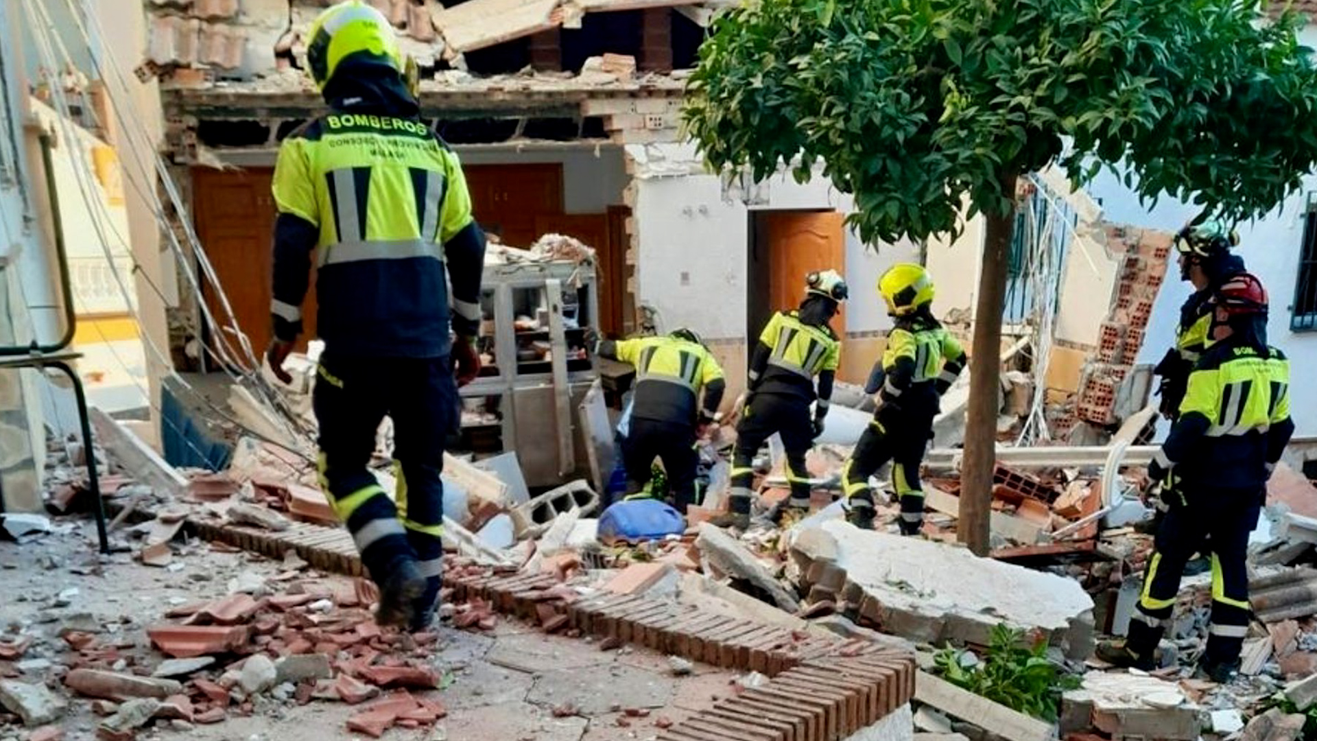 Bomberos en Sayalonga Web