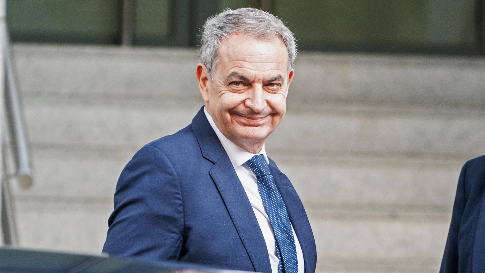 Zapatero afirma no tener "ninguna influencia en el rescate de Plus Ultra" y reivindica la "legalidad" de sus actividades