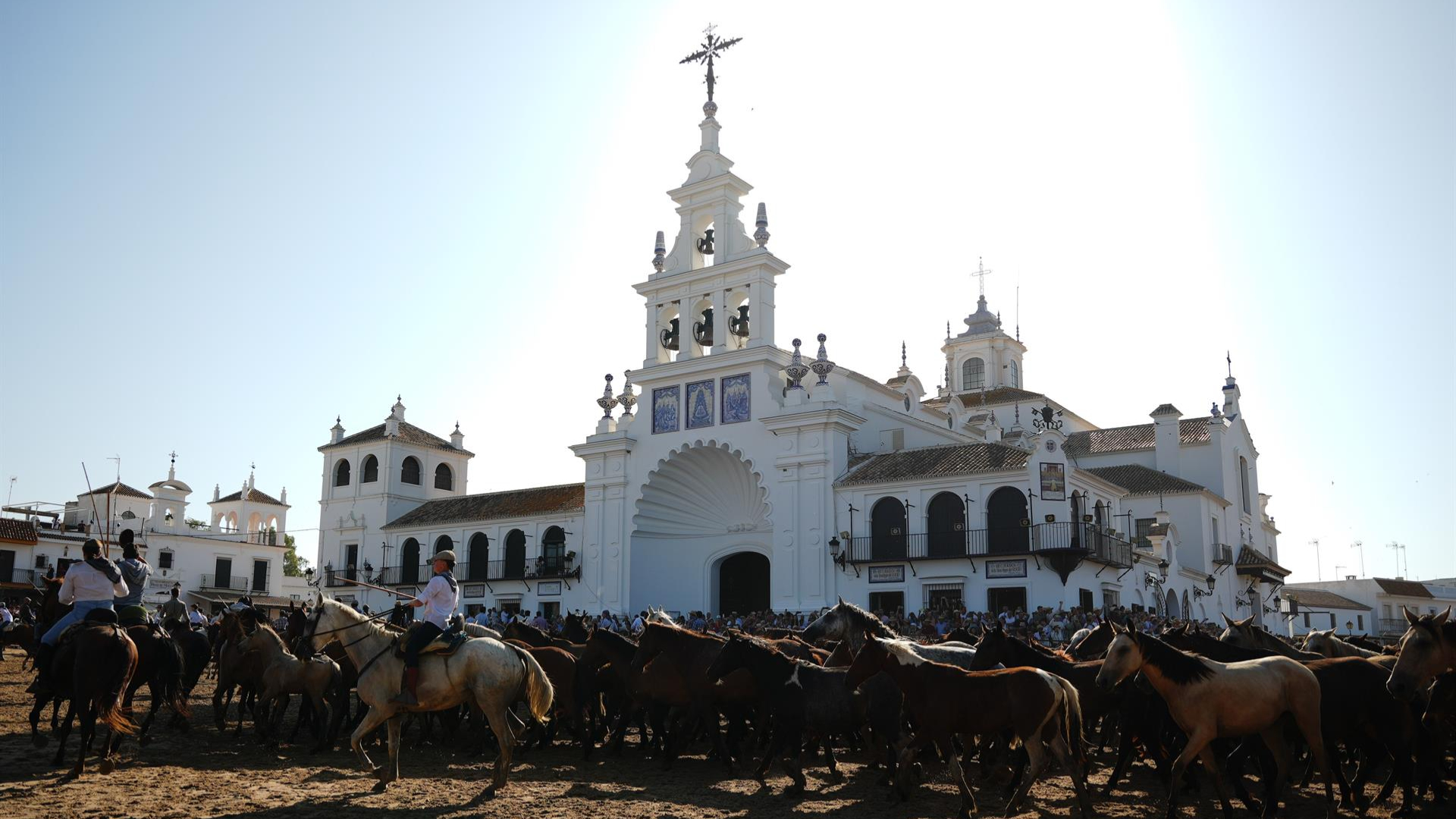 ¿Qué es la Saca de las Yeguas de Almonte? Origen, fecha e historia de esta tradición ganadera de Huelva