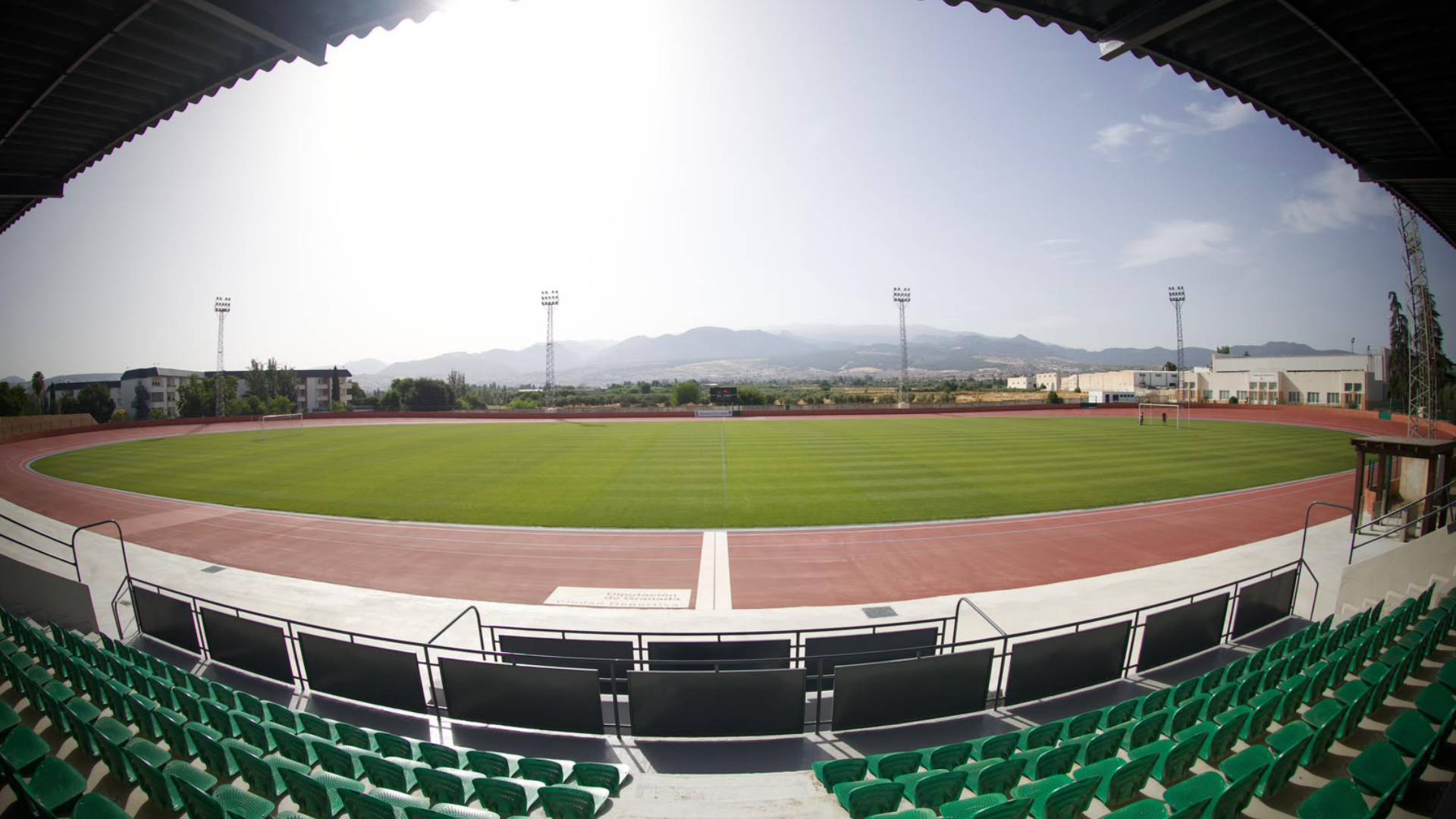 ciudad-deportiva-diputacion-granada-nuevo-cesped-foto-dipgra