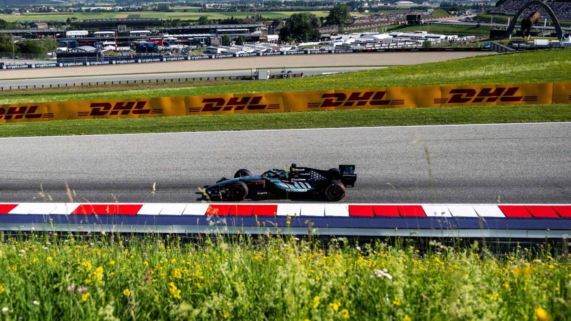pole-russell-formula-uno-austria