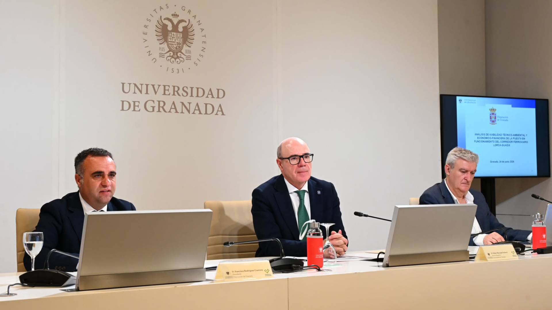 presentacion-mesa-ferrocarril-guadix-baza-lorca-diputacion-granada