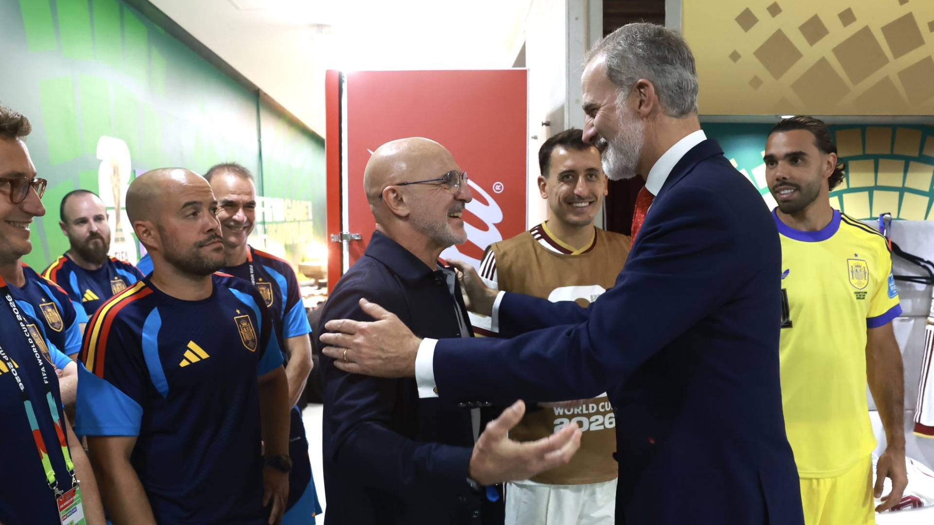 rey-felipe-visita-seleccion-mundial