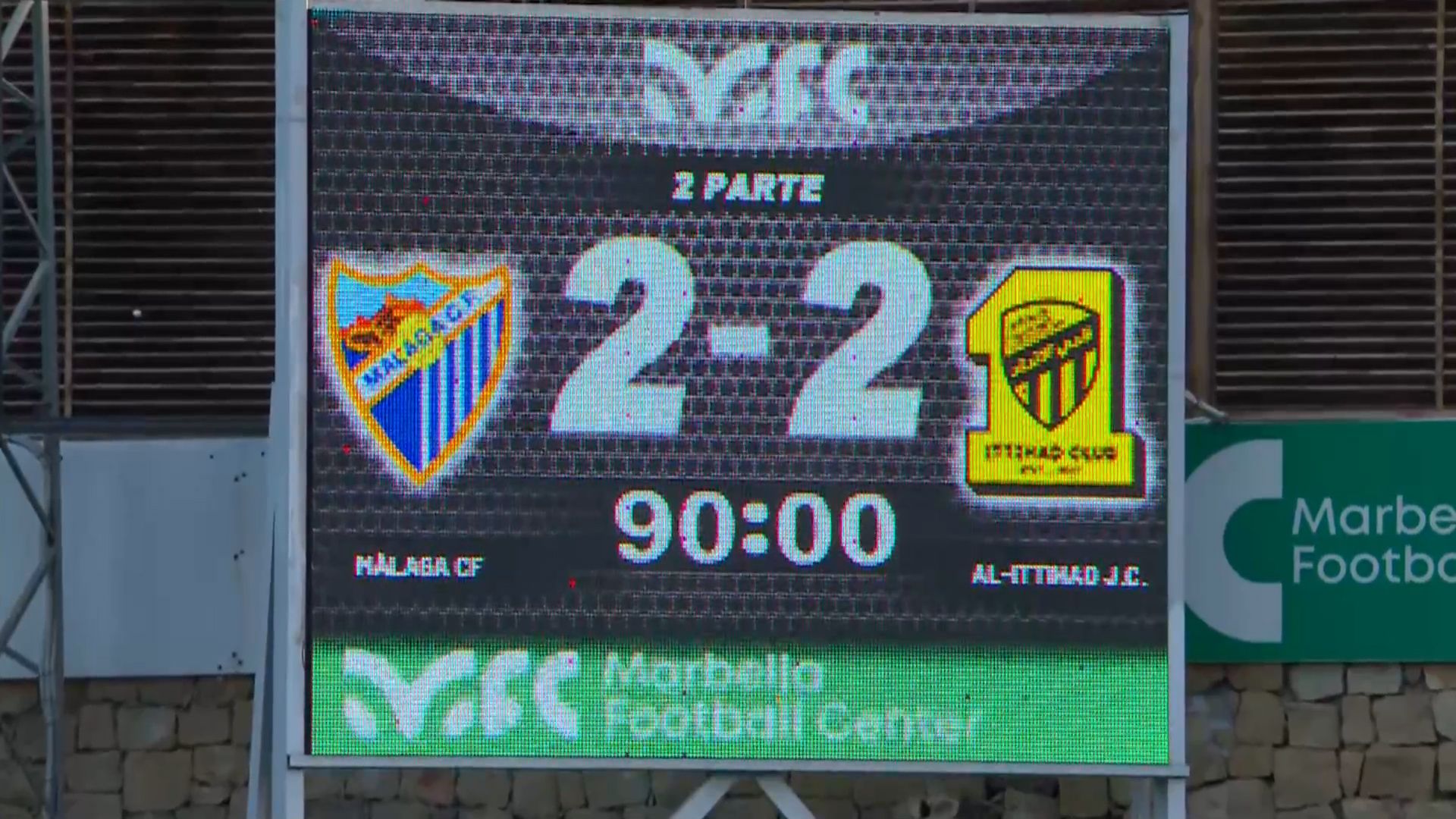 El Málaga-Al-Ittihad se salda con un empate tras una espectacular segunda parte de los blanquiazules