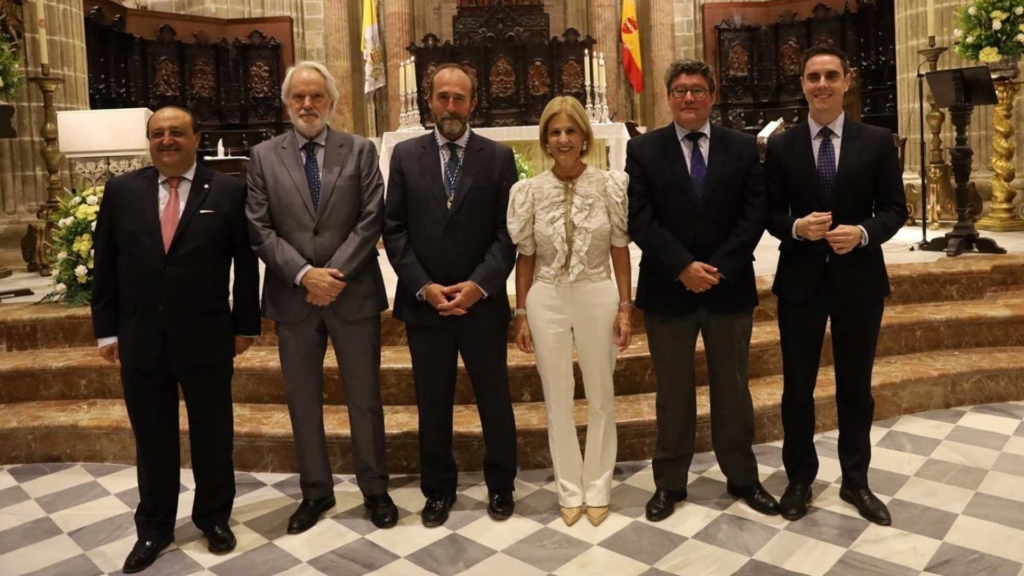 Froilán Solís asume la presidencia de las hermandades de Jerez