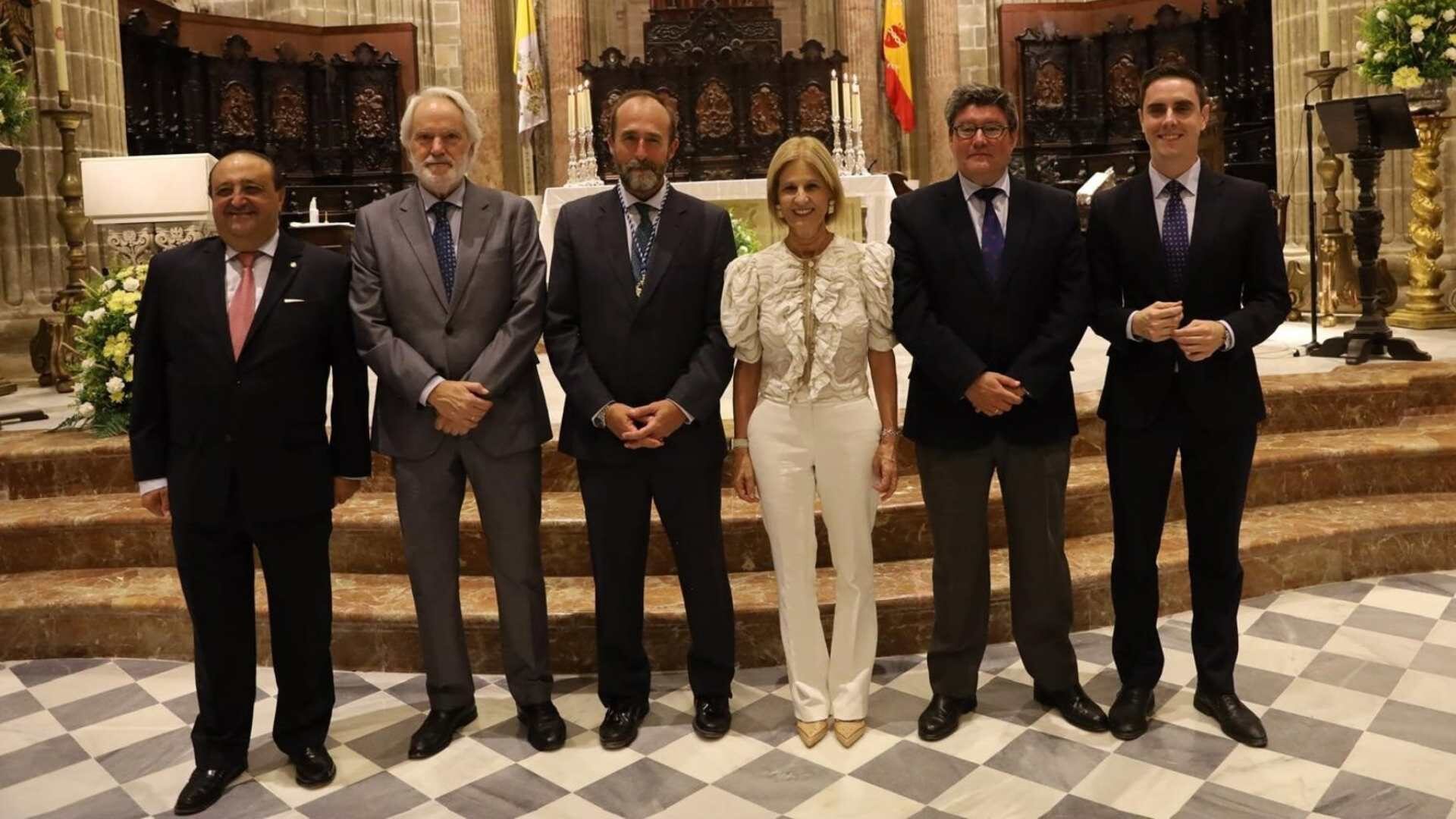Garcia-Pelayo-Consejo-Directivo-de-la-Union-de-Hermandades-de-Jerez-Froilan-Solis