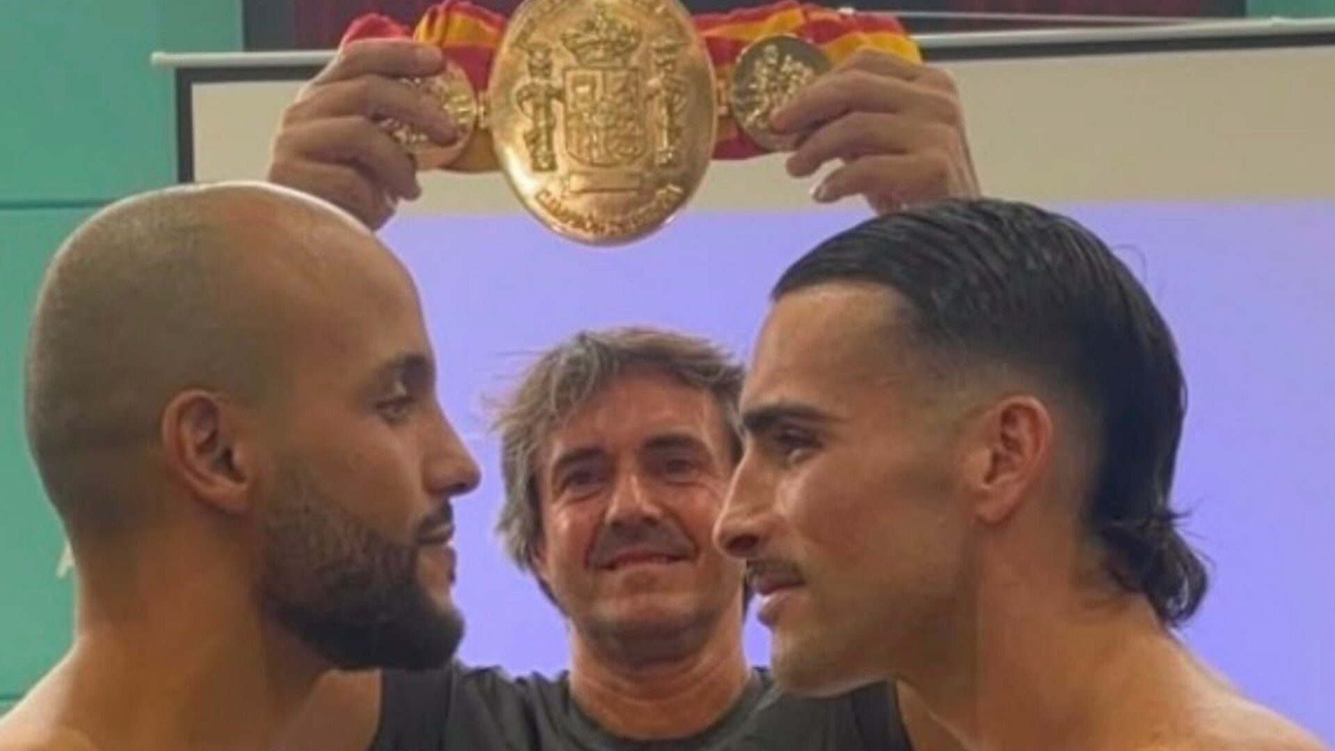 Bigote-boxeo