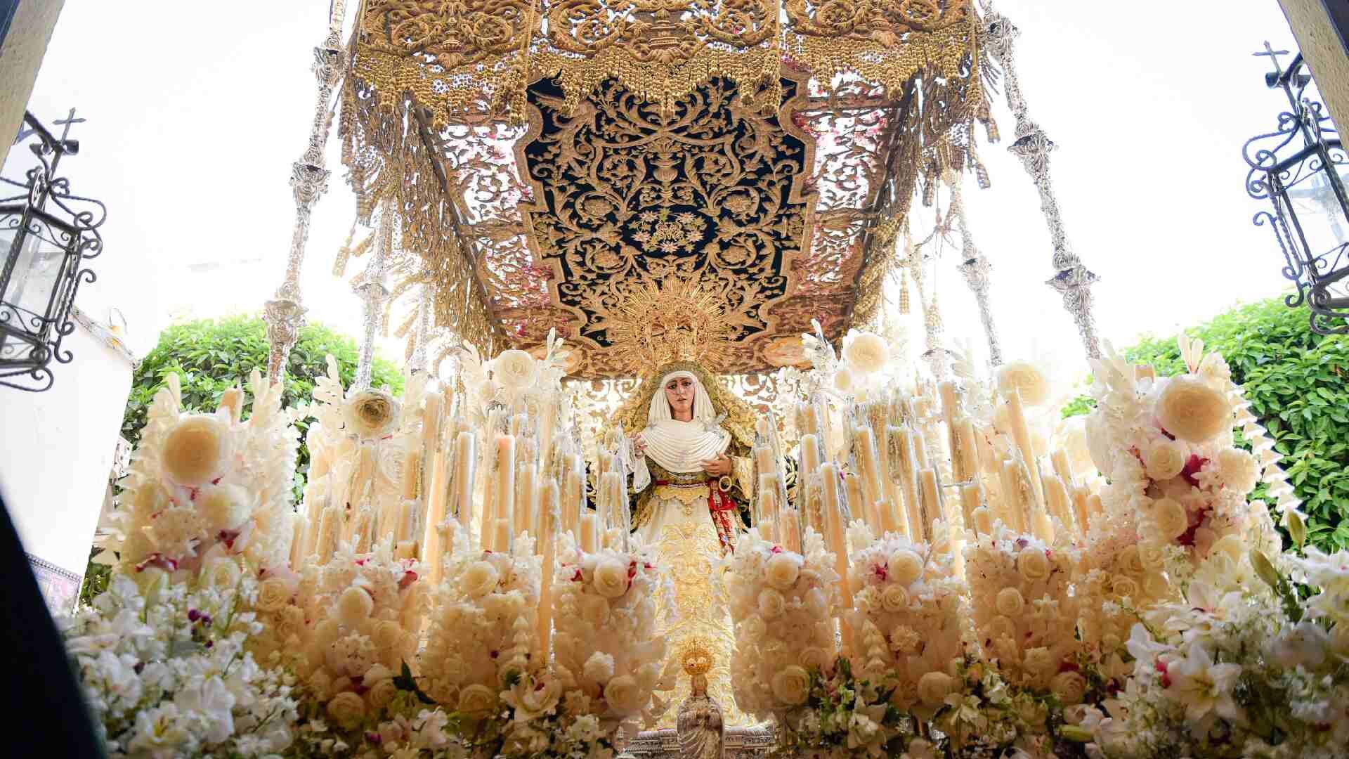 cambio-acompanamiento-musical-esperanza-triana-sale-cigarreras-entra-santa-ana