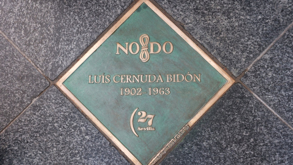 Cernuda ya tiene placa en el Paseo de los Poetas de la Generación del 27 y su casa natal se abrirá en diciembre