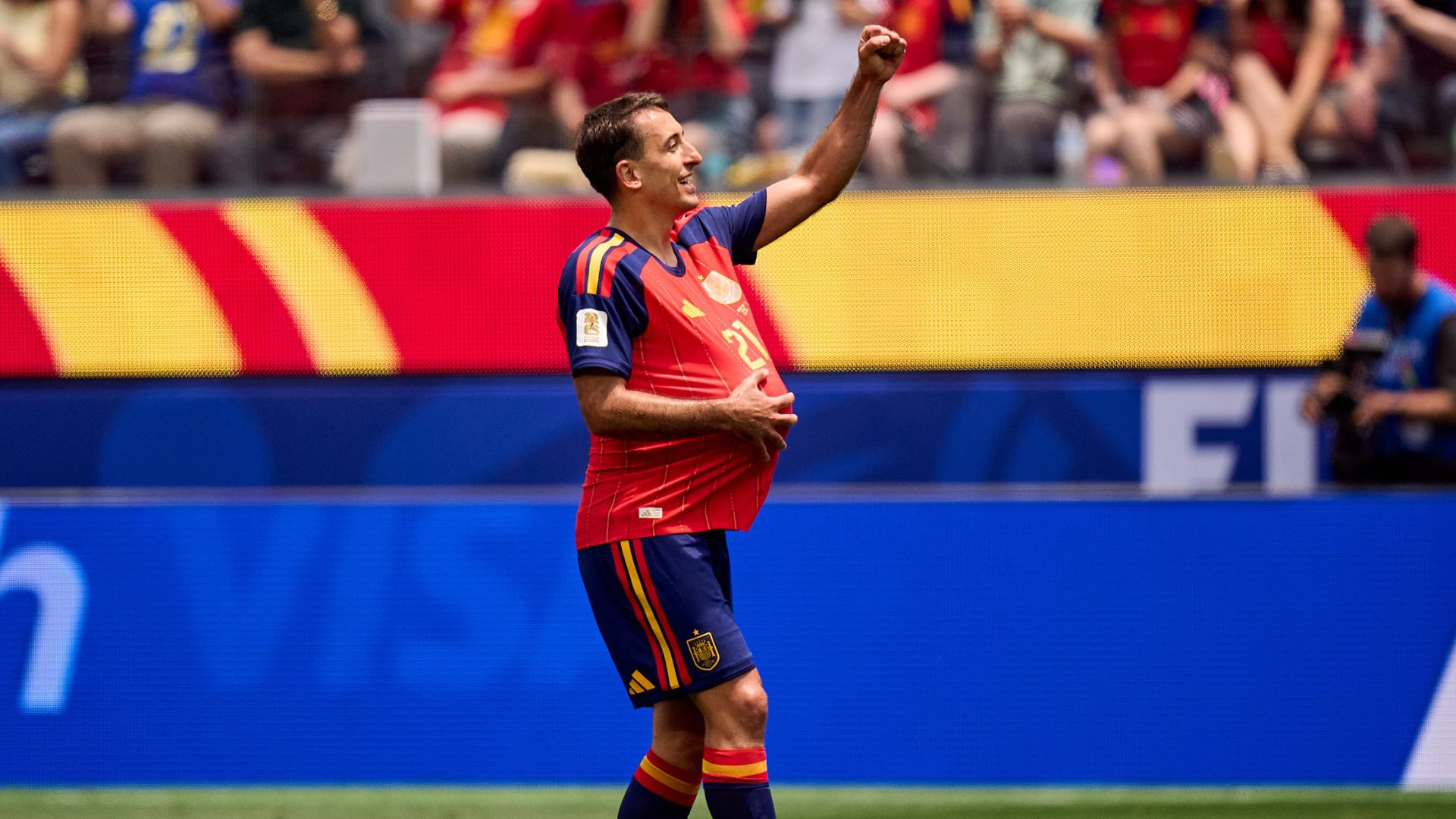 Mikel Oyarzabal España