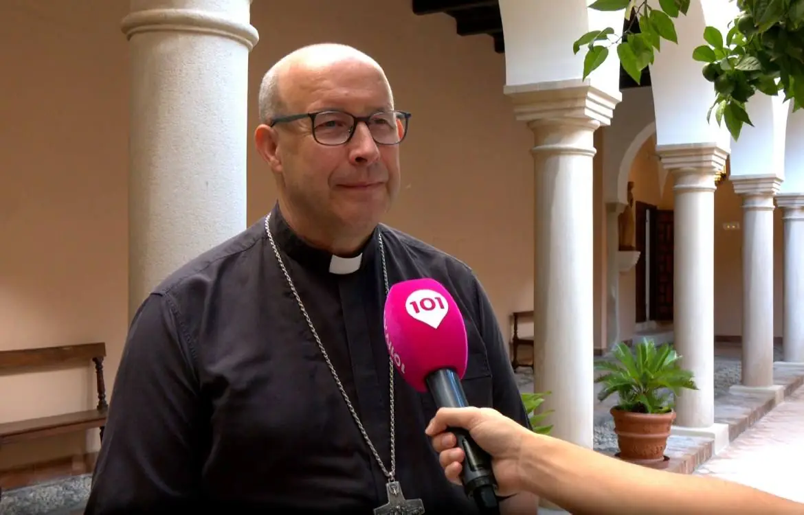 El obispo de Málaga confirma que la Diócesis abonará «en el menor tiempo posible» los 100.000 euros de indemnización a las víctimas del padre Fran