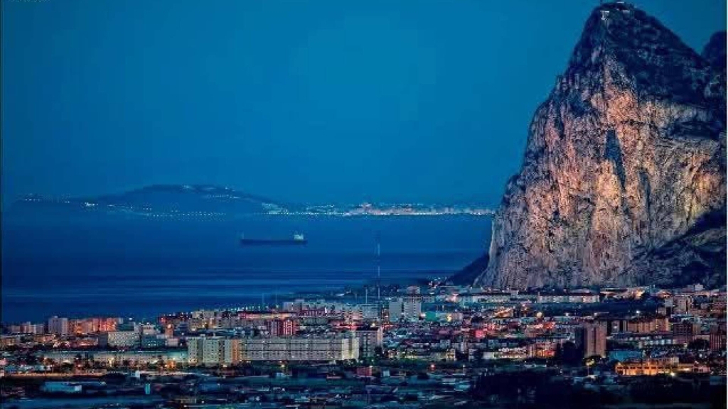 Gibraltar y la comarca, pendientes de la situación en Ceuta