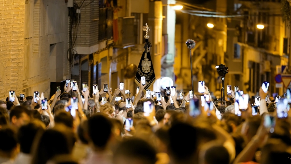 Todo lo que se sabe de «El Galileo»; la violenta marcha con la que Fabiana Sevillano entró a la Velada del Año