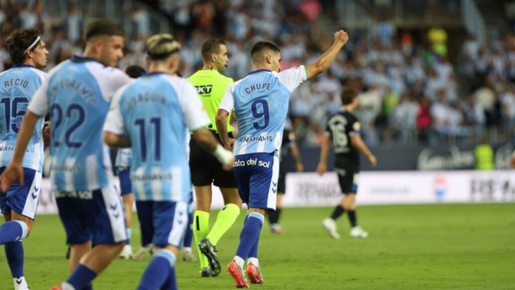 El Málaga saca un punto agridulce en su estreno en La Rosaleda (1-1)