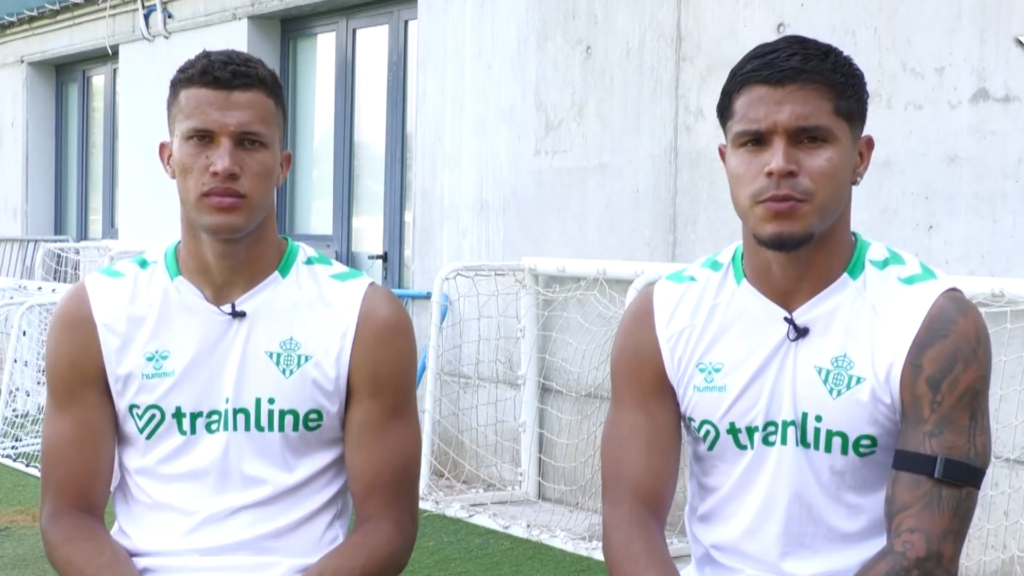 Cucho Hernández y Nelson Deossa piden ayuda para Colombia tras el terremoto