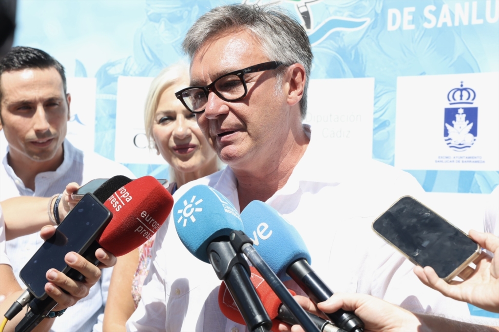 Gavira acusa a Sánchez de permitir a las mafias de tráfico de personas «hacer negocio» con la «invasión de Ceuta»