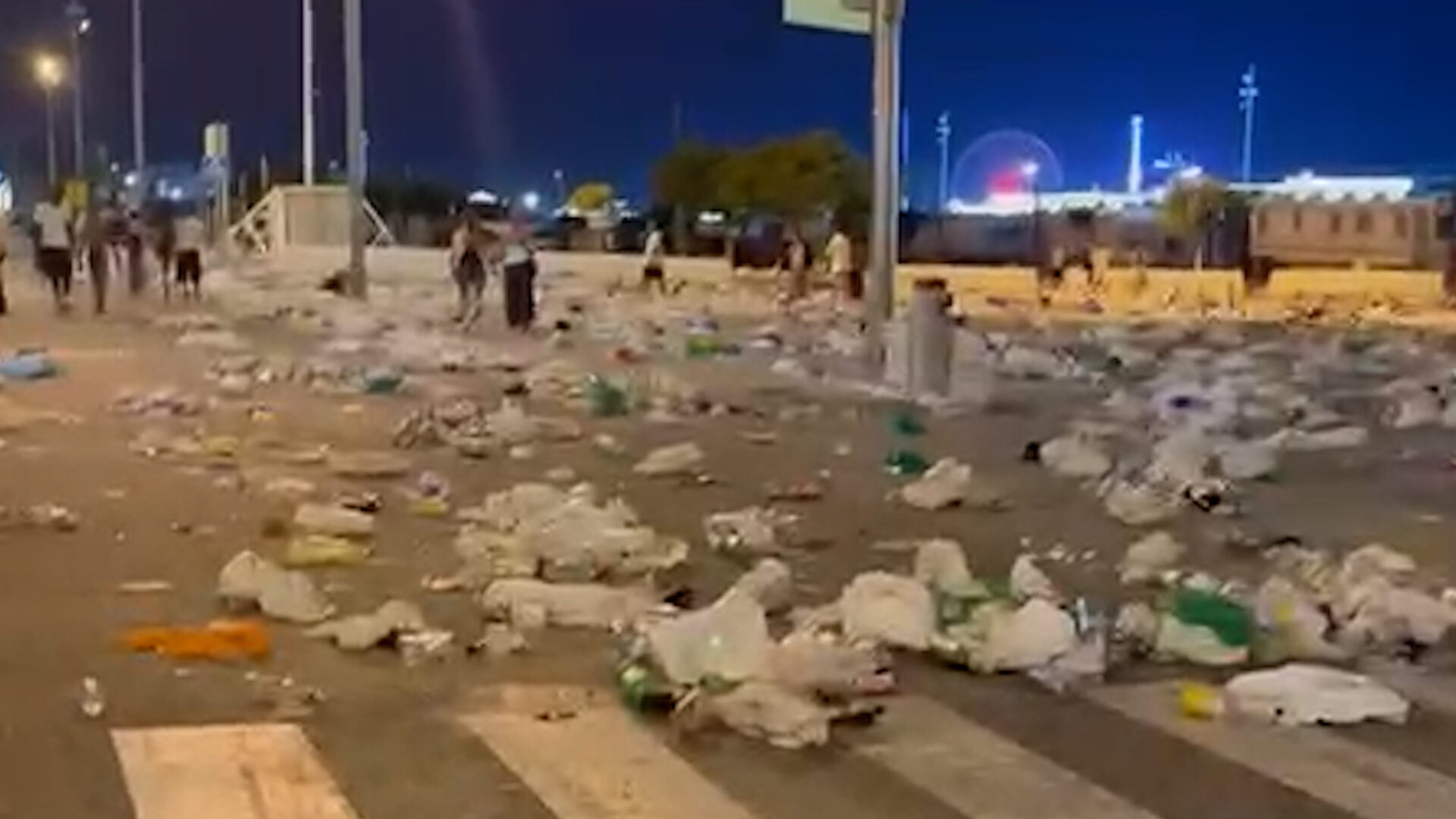 Basura en la Feria de Málaga