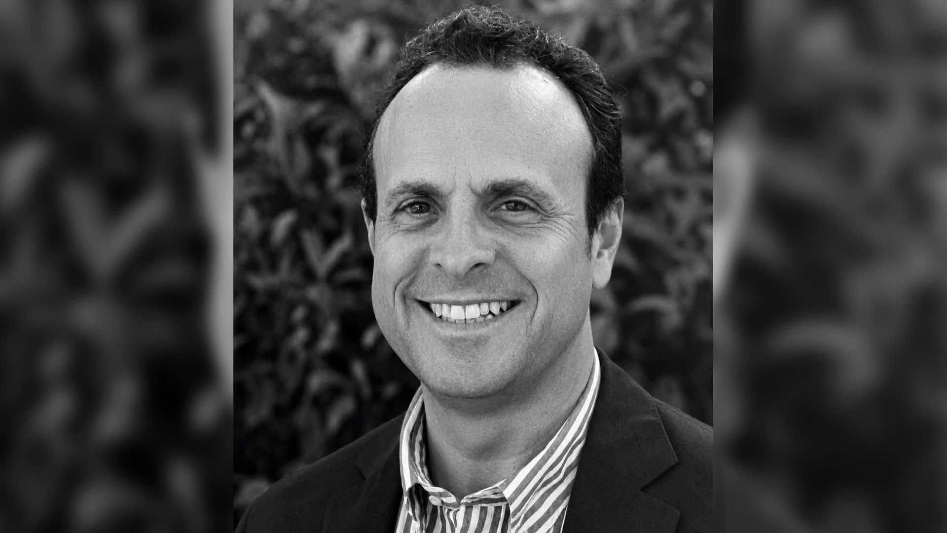 fallece-javier-alcazar-director-colegio-fuengirola