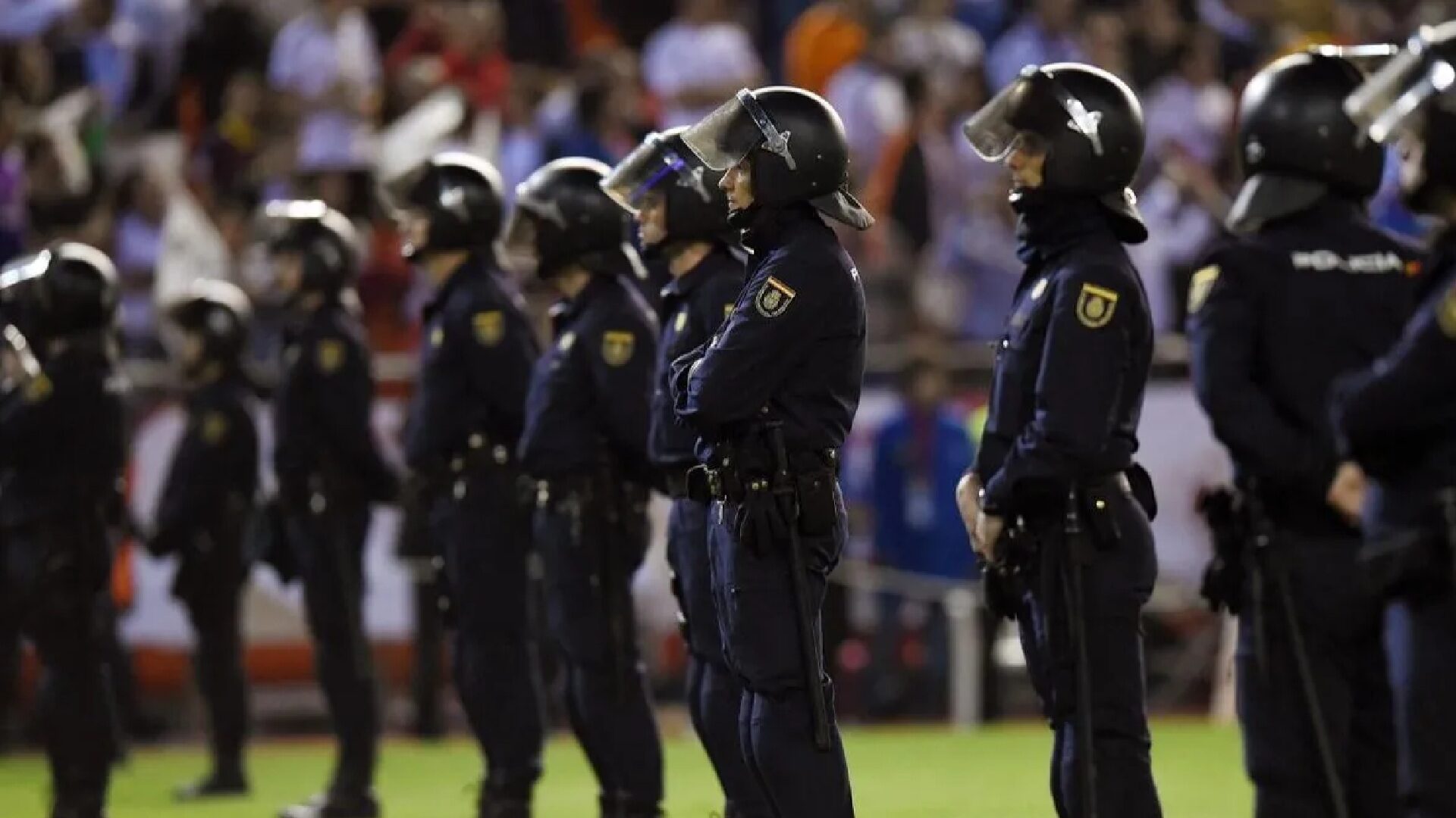 POLICIA