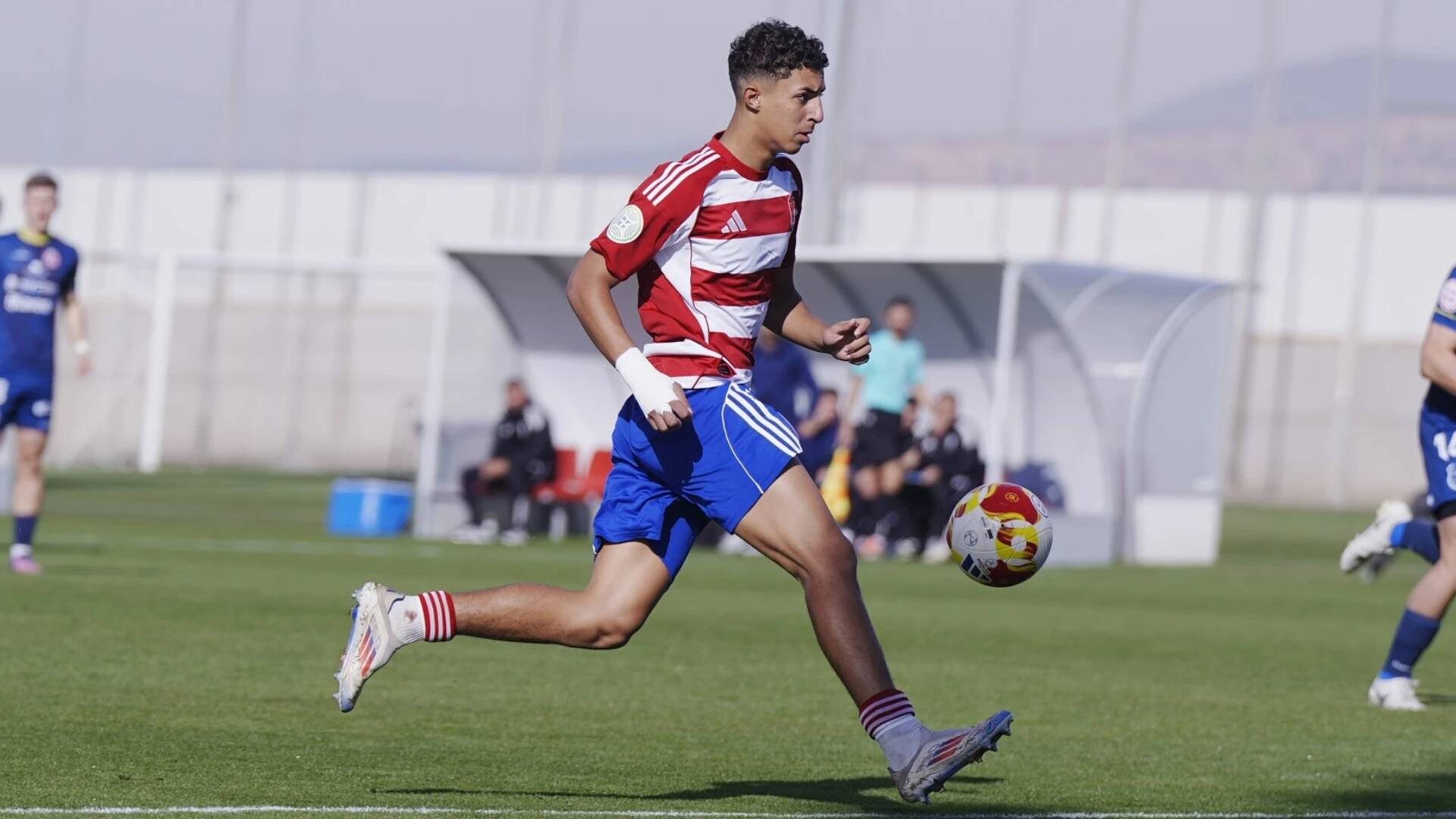 rayan-zinebi-granada-cf-recreativo-granada