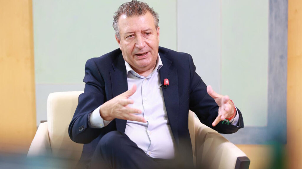 Javier Fernández quiere seguir de alcalde de La Rinconada: el PSOE acelera en la carrera para mantener la Diputación de Sevilla