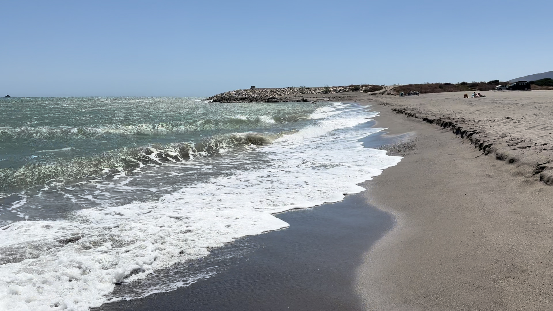 ¿Misericordia o Zahara de los Atunes? Reabren las playas de Málaga y se viralizan por sus aguas cristalinas «más limpias que nunca»