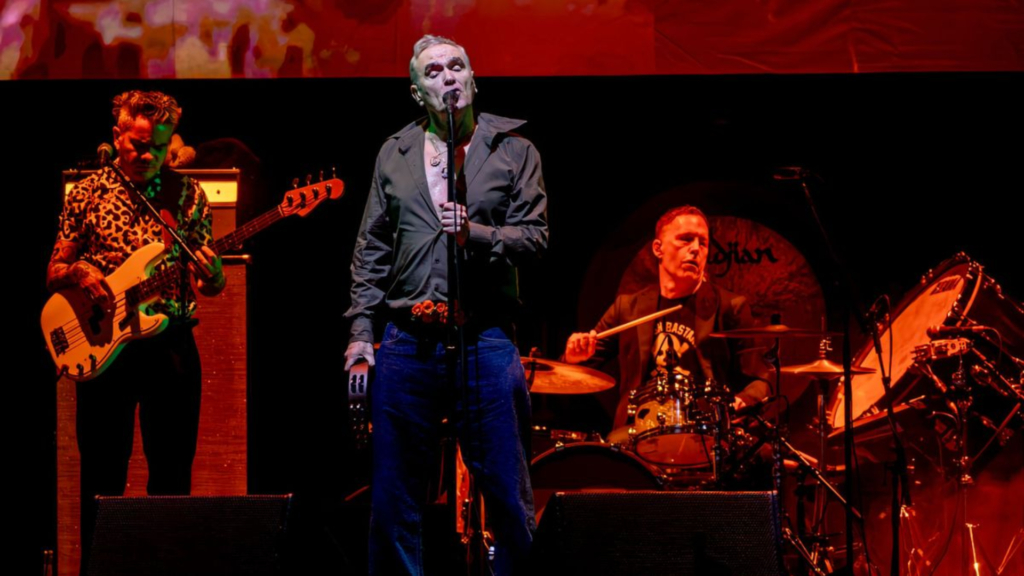 Morrissey se ofrece para representar a España en Eurovisión con una canción antitaurina y envía a Sánchez una carta