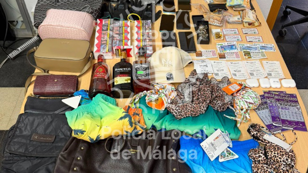 Detenida una pareja por presuntos hurtos y estafas en Málaga tras ser descubiertos con más de 6.000 euros